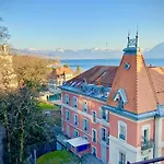 Lausanne Ouchy, Penthouse With Terrace And Breathtaking Views!