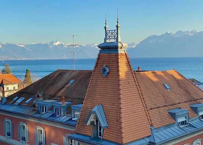 Lausanne Ouchy, Penthouse With Terrace And Breathtaking Views!